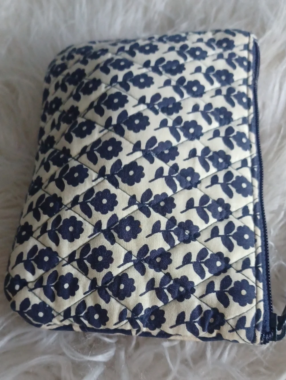 Vera Bradley Pouch